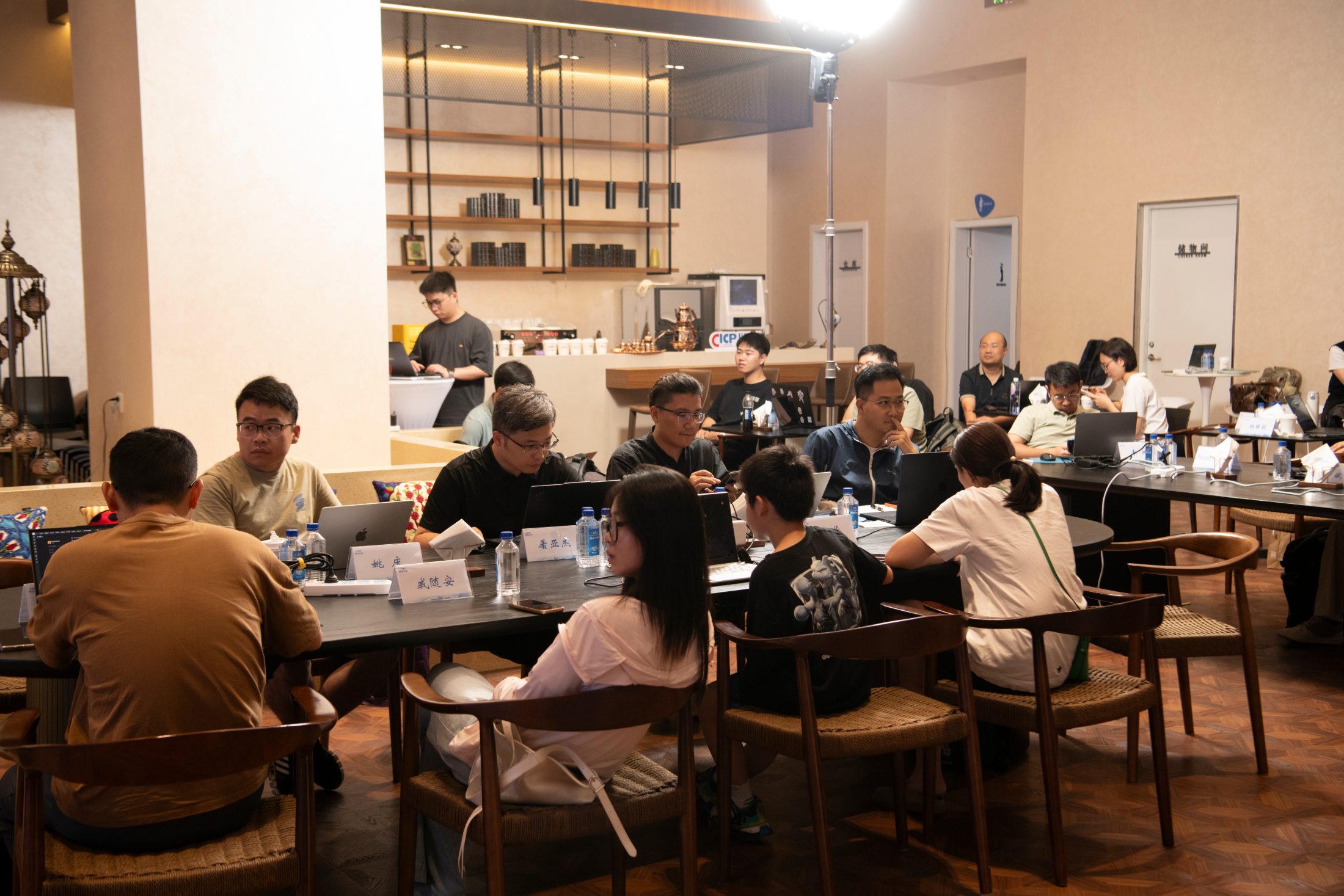 亿级 Token AI Agent 黑客松