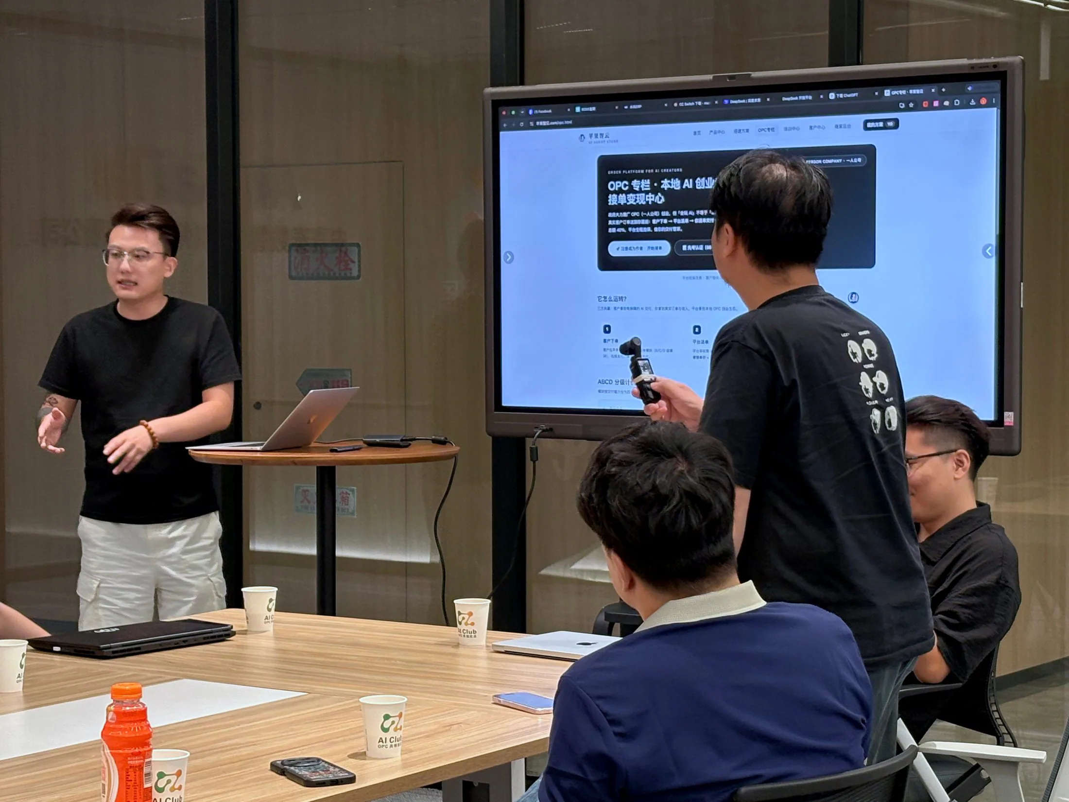 AI Club 开放夜沙龙·第 4 期现场照片 5