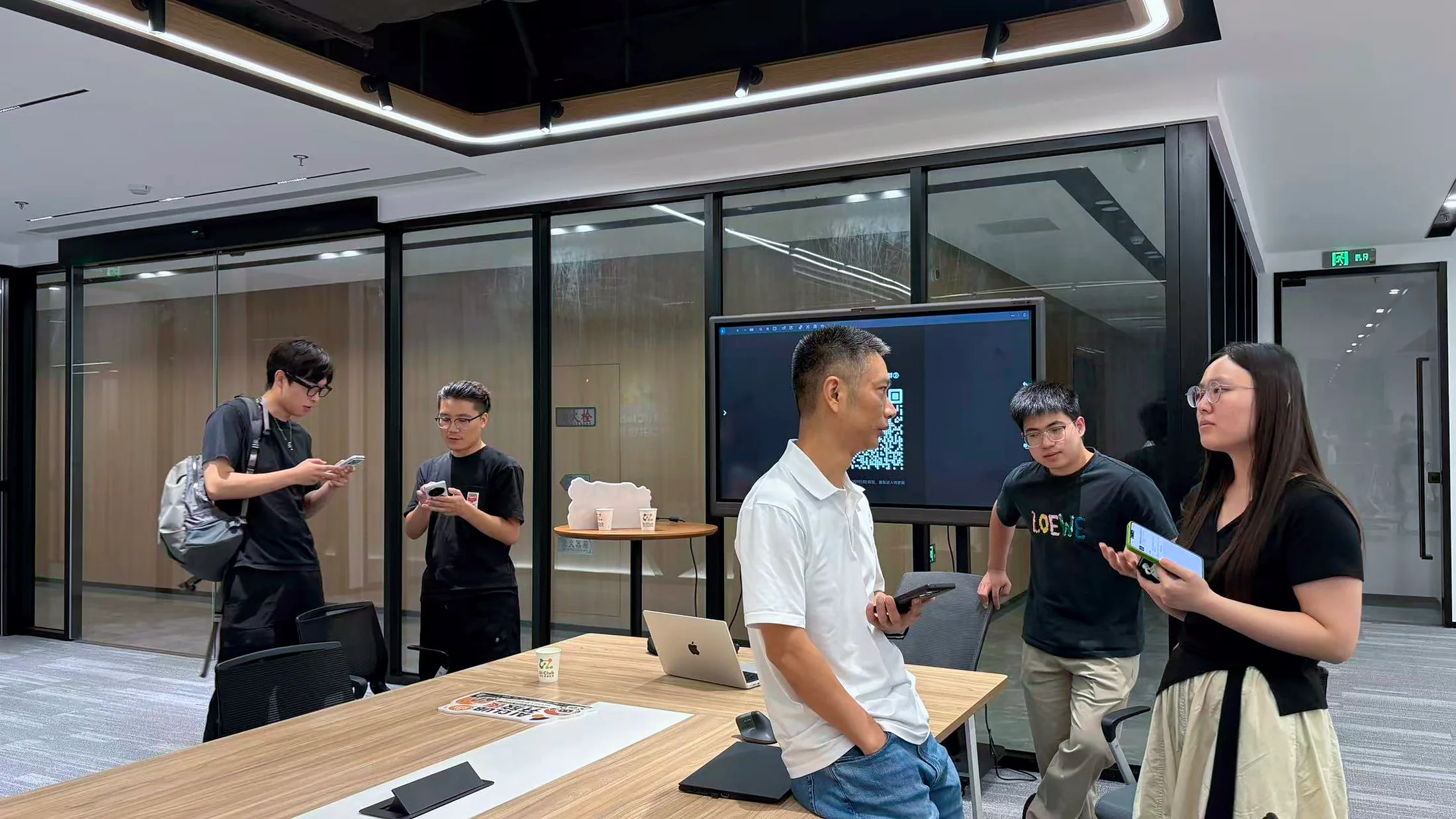 AI Club 开放夜沙龙·第 5 期